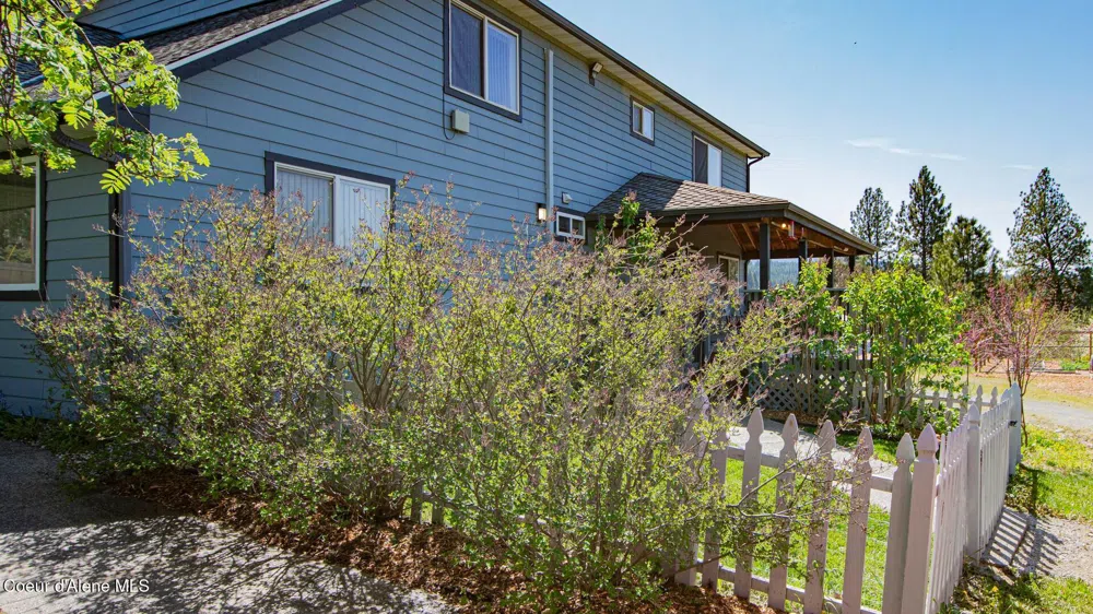 6616 Comanche Street Bonners Ferry, ID 83805