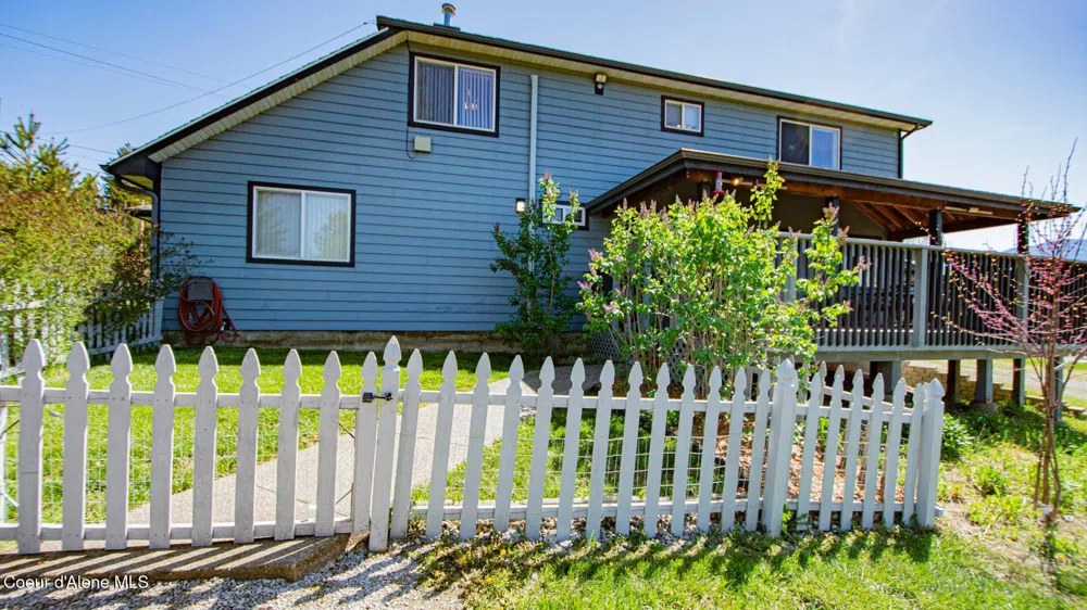 6616 Comanche Street Bonners Ferry, ID 83805
