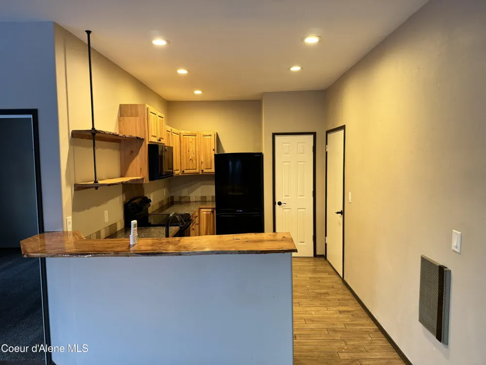 10320 PAYMENT PEAK ROAD Hauser, ID 83854