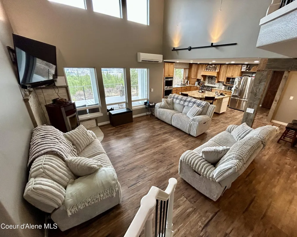 10320 PAYMENT PEAK ROAD Hauser, ID 83854