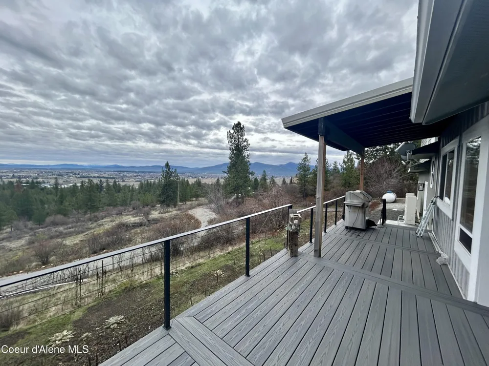 10320 PAYMENT PEAK ROAD Hauser, ID 83854