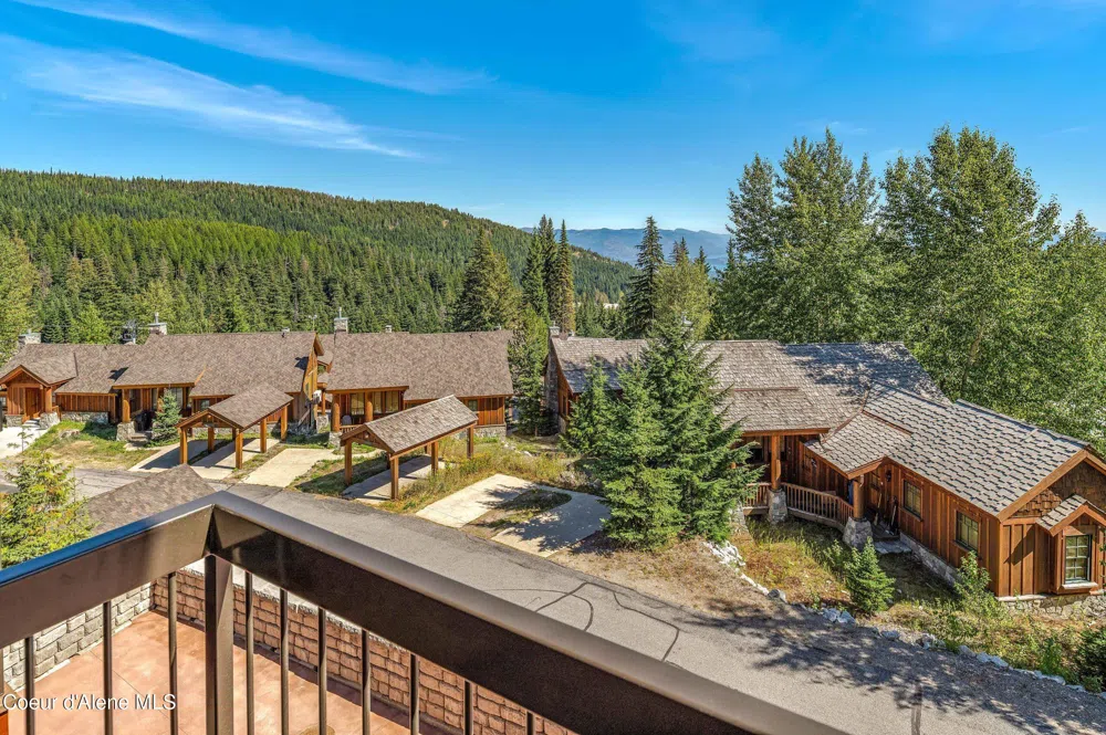 38 Olaf Court Sandpoint, ID 83864