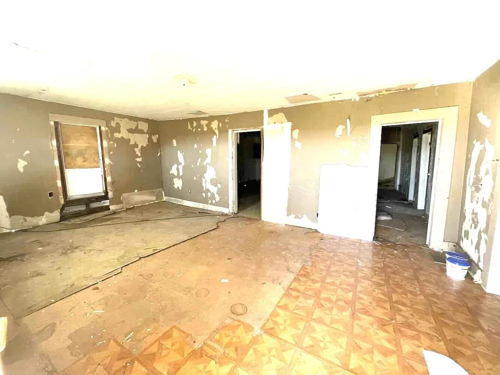 100 W Dalewood Street Richland, TX 76681