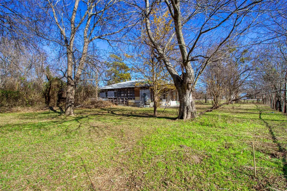 100 W Dalewood Street Richland, TX 76681