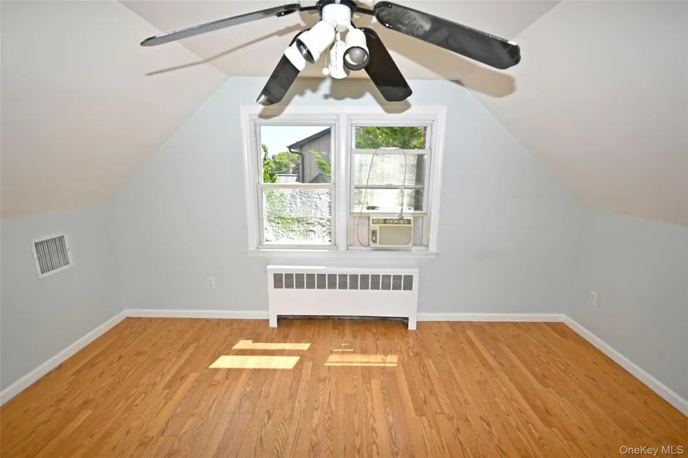 2198 Willow Street Wantagh, NY 11793