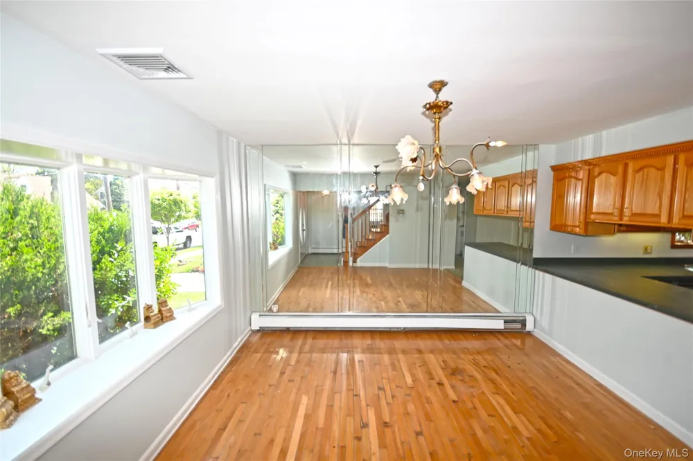 2198 Willow Street Wantagh, NY 11793