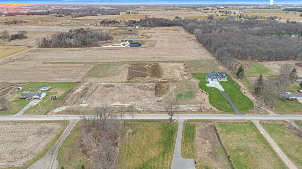 7 40th Zeeland, MI 49464