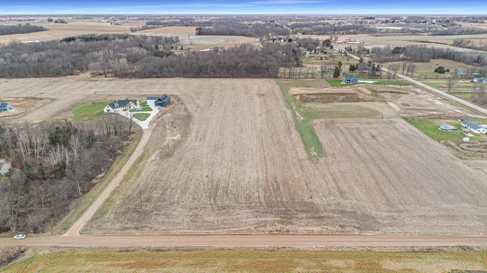 7 40th Zeeland, MI 49464