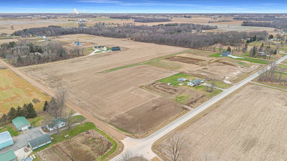 7 40th Zeeland, MI 49464