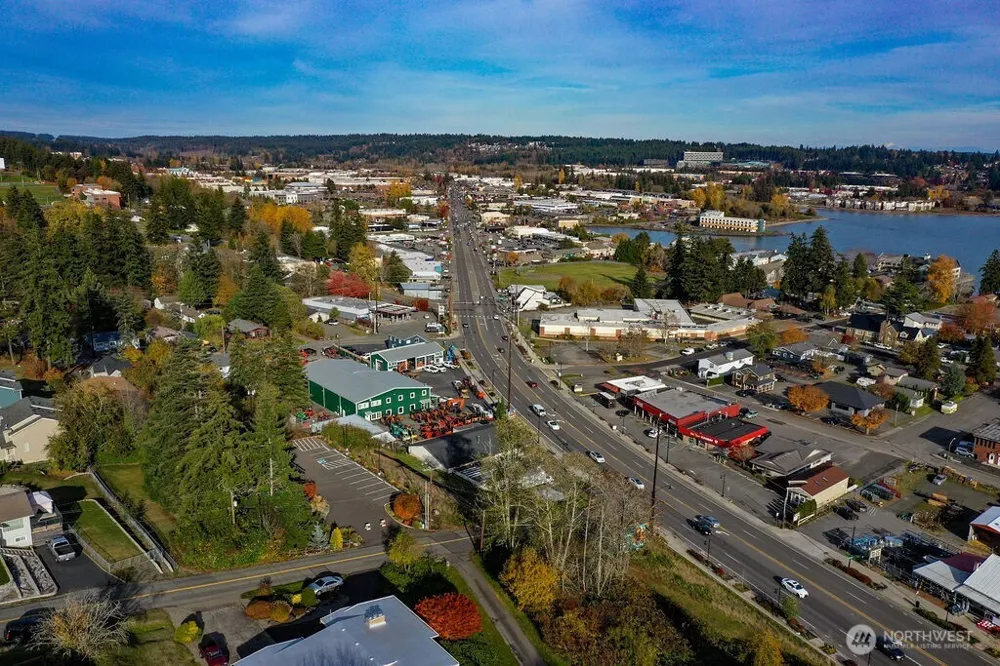 1111 NW Lowell Street Silverdale, WA 98383
