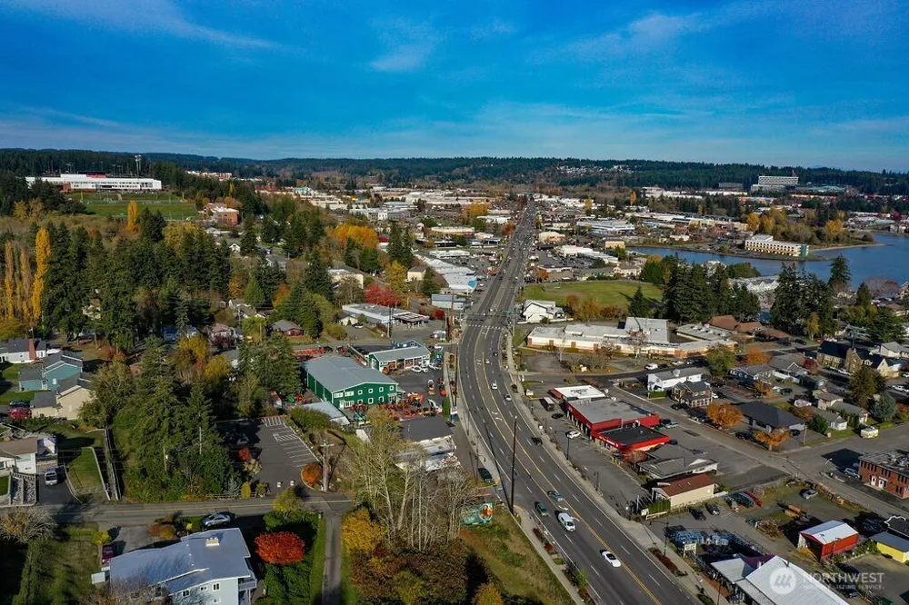 1111 NW Lowell Street Silverdale, WA 98383