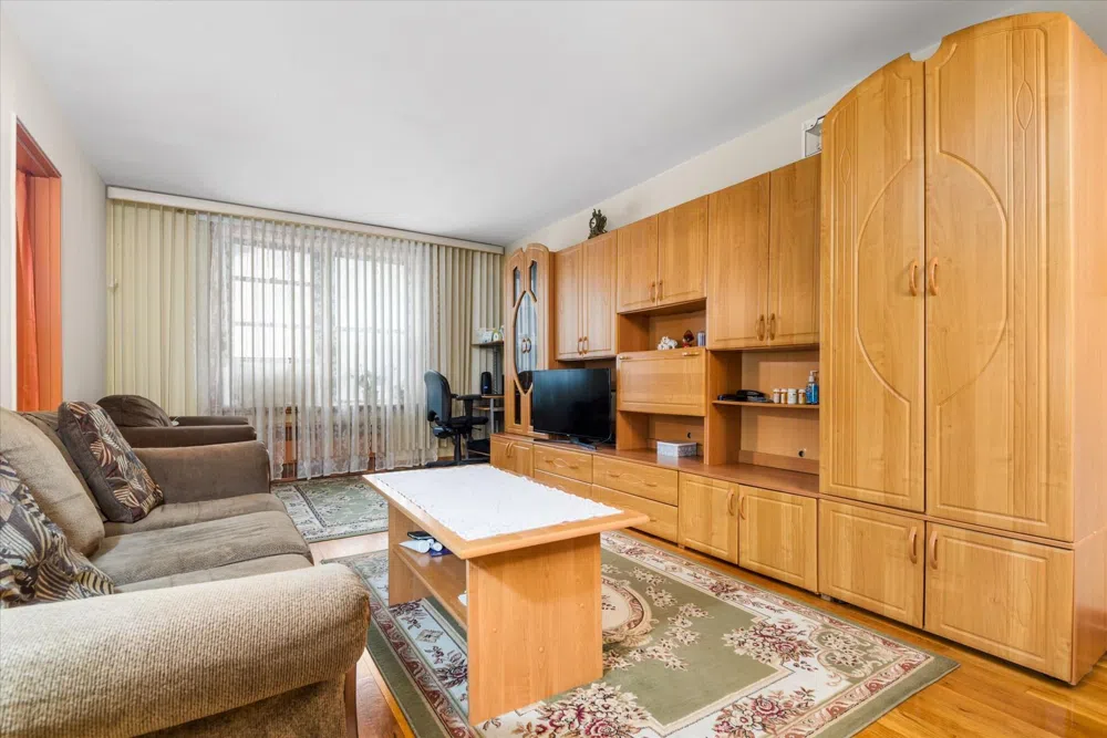 83-75 Woodhaven Boulevard #1E Woodhaven, NY 11421
