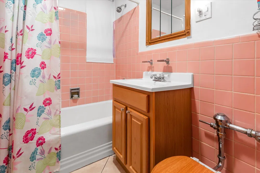 83-75 Woodhaven Boulevard #1E Woodhaven, NY 11421
