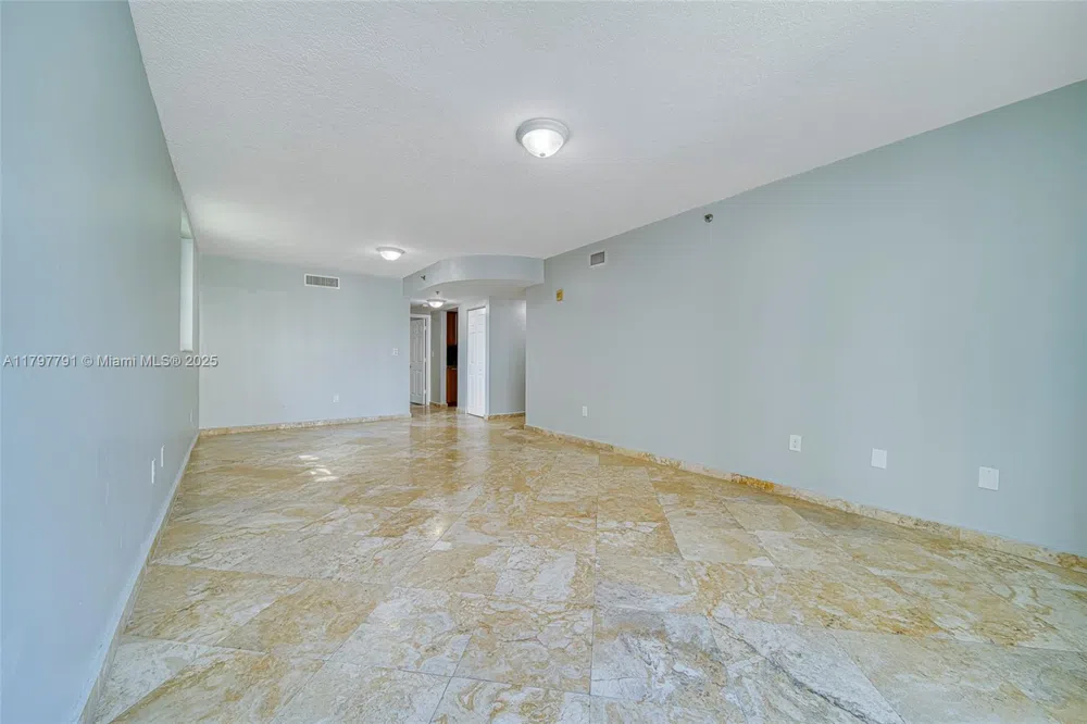 8888 Collins Ave #201 Surfside, FL 33154