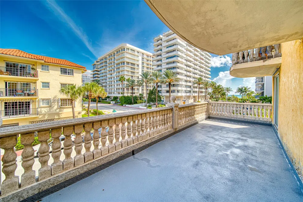 8888 Collins Ave #201 Surfside, FL 33154