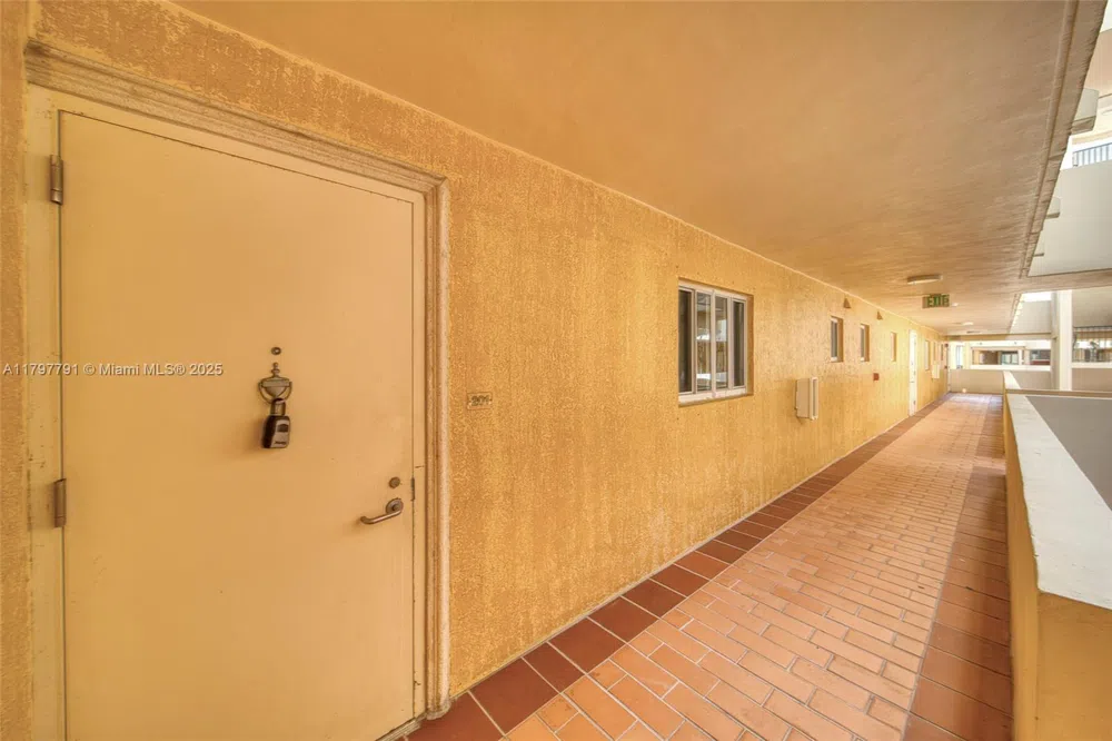 8888 Collins Ave #201 Surfside, FL 33154