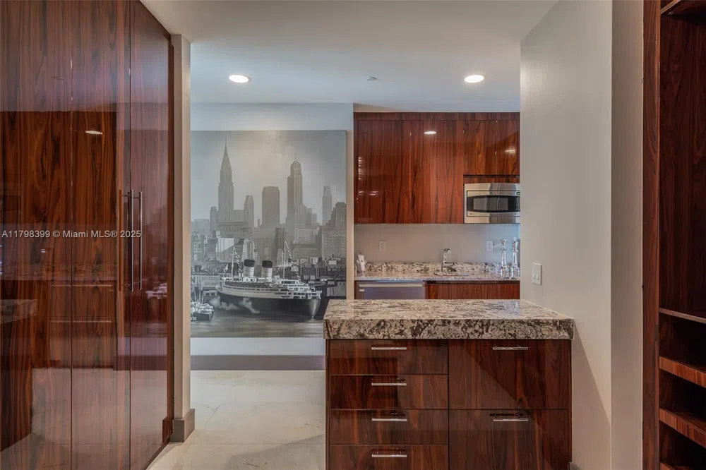9703 Collins Ave #2100 Bal Harbour, FL 33154