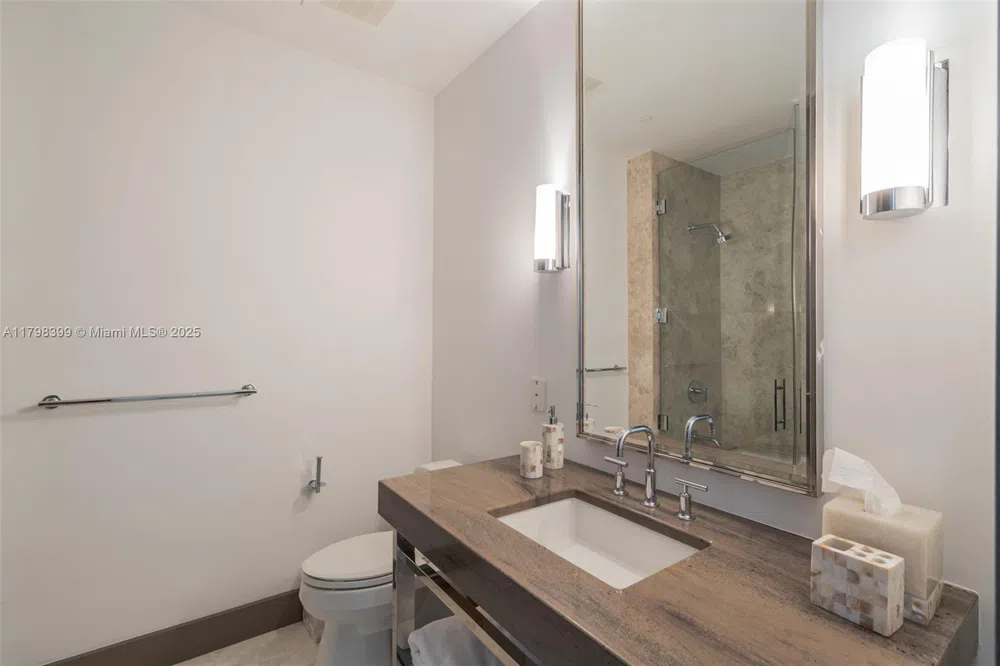 9703 Collins Ave #2100 Bal Harbour, FL 33154