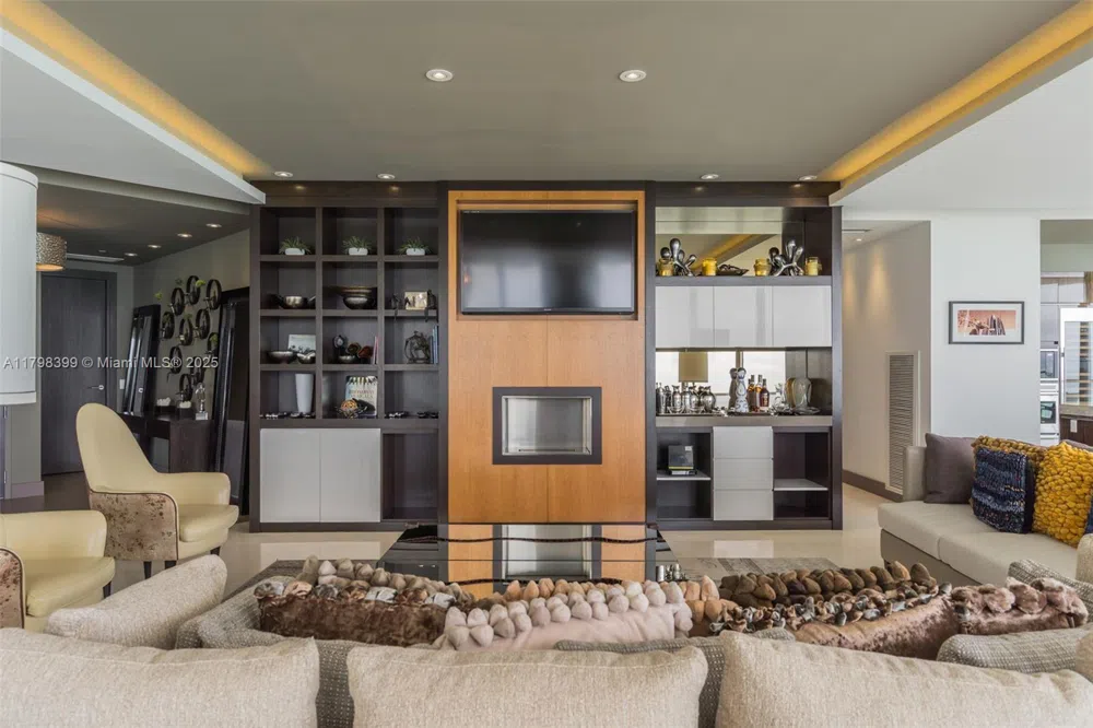 9703 Collins Ave #2100 Bal Harbour, FL 33154