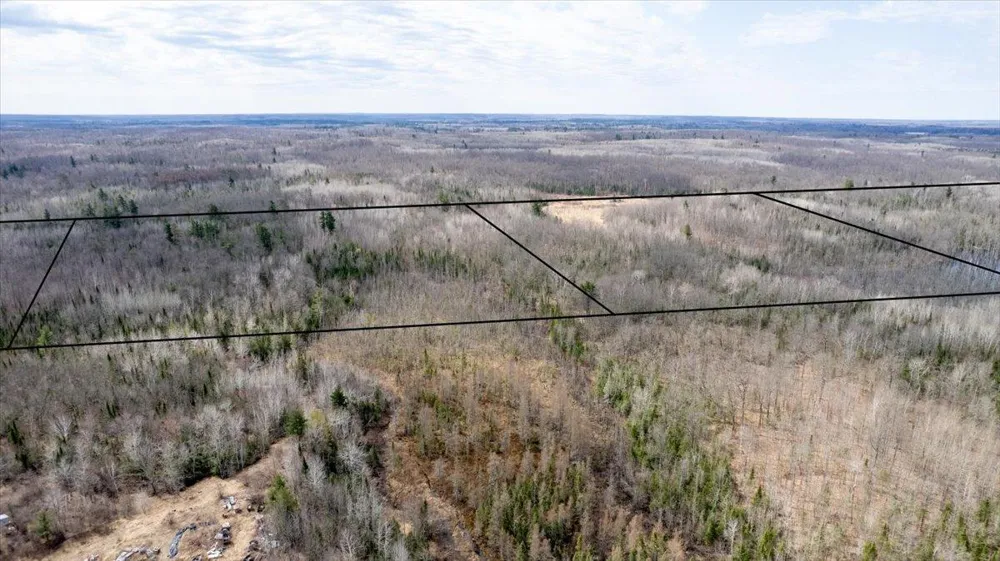 5600 E Otto Road South Range, WI 54874