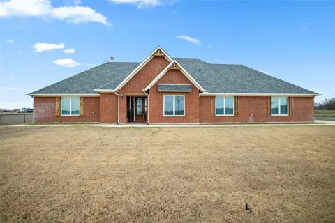 1800 County Road 305