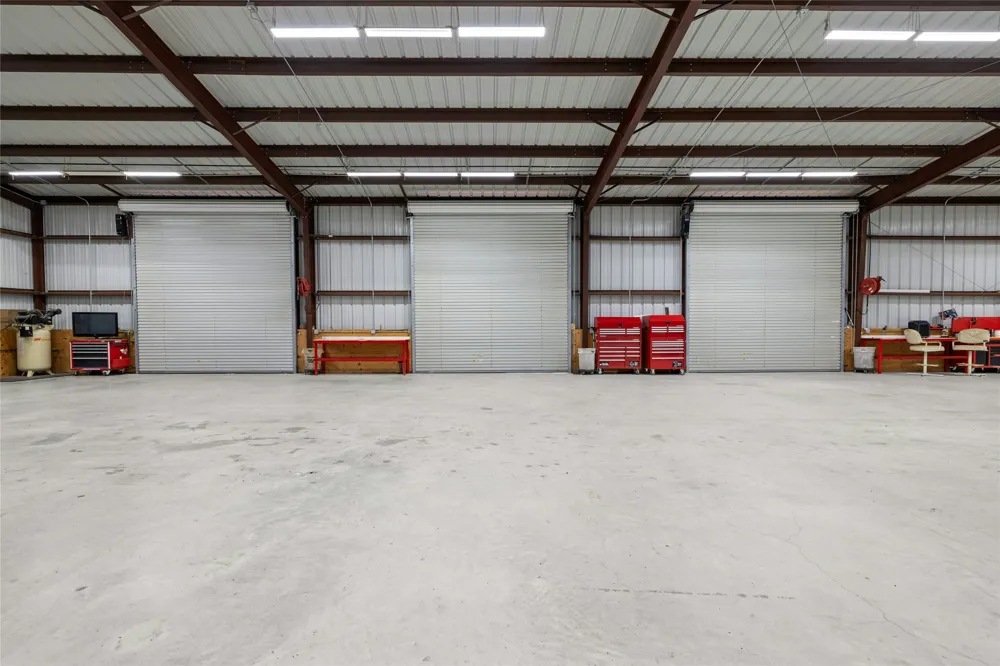 1800 County Road 305 Jarrell, TX 76537