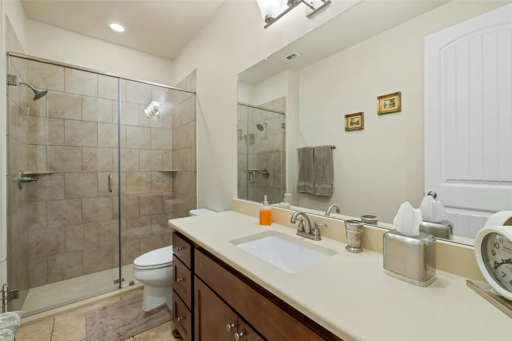 1800 County Road 305 Jarrell, TX 76537