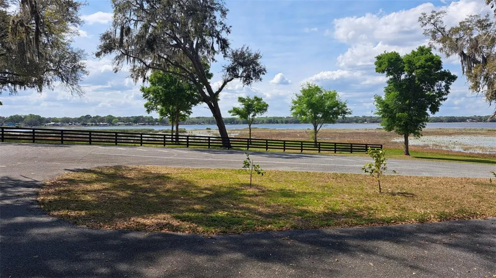 00 SE 101ST CT ROAD Belleview, FL 34420