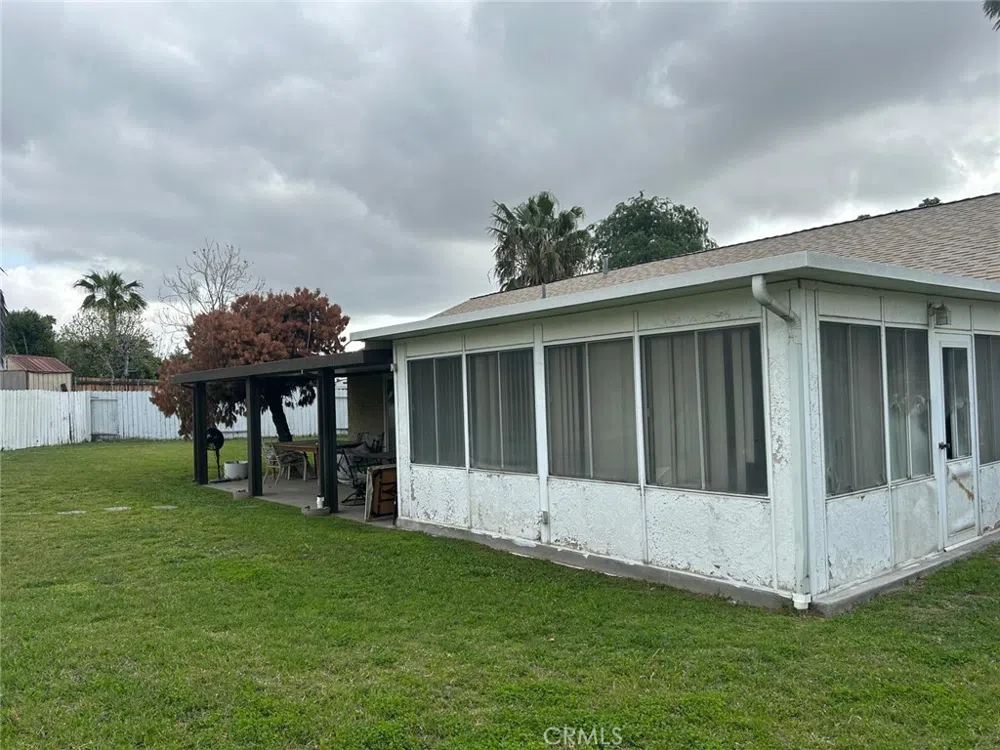 9050 Dumond Drive Fontana, CA 92335