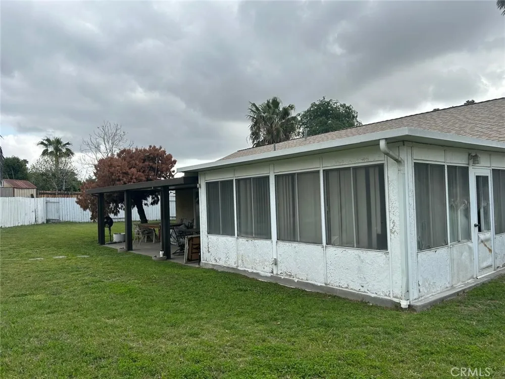 9050 Dumond Drive Fontana, CA 92335