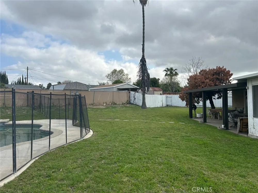 9050 Dumond Drive Fontana, CA 92335