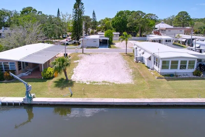 18 YAWL LANE #18 Palm Harbor, FL 34683