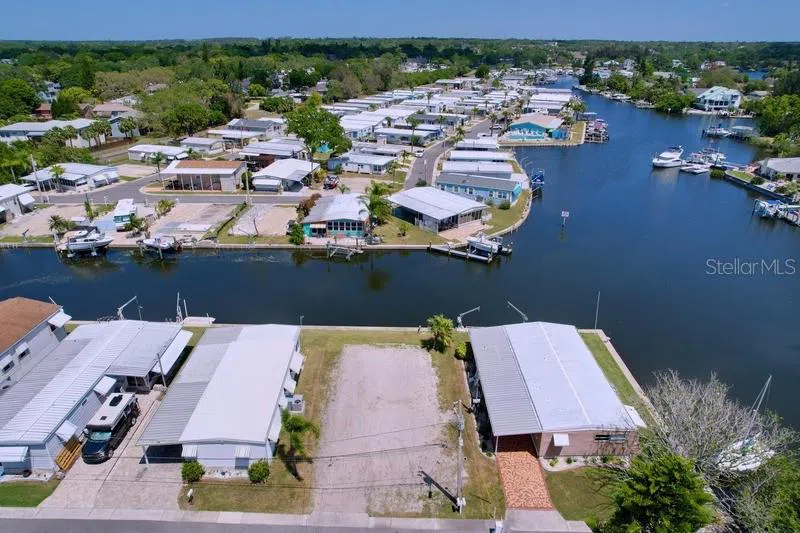 18 YAWL LANE #18 Palm Harbor, FL 34683