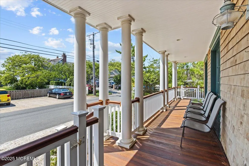 1043 Barnegat Lane Mantoloking, NJ 08738