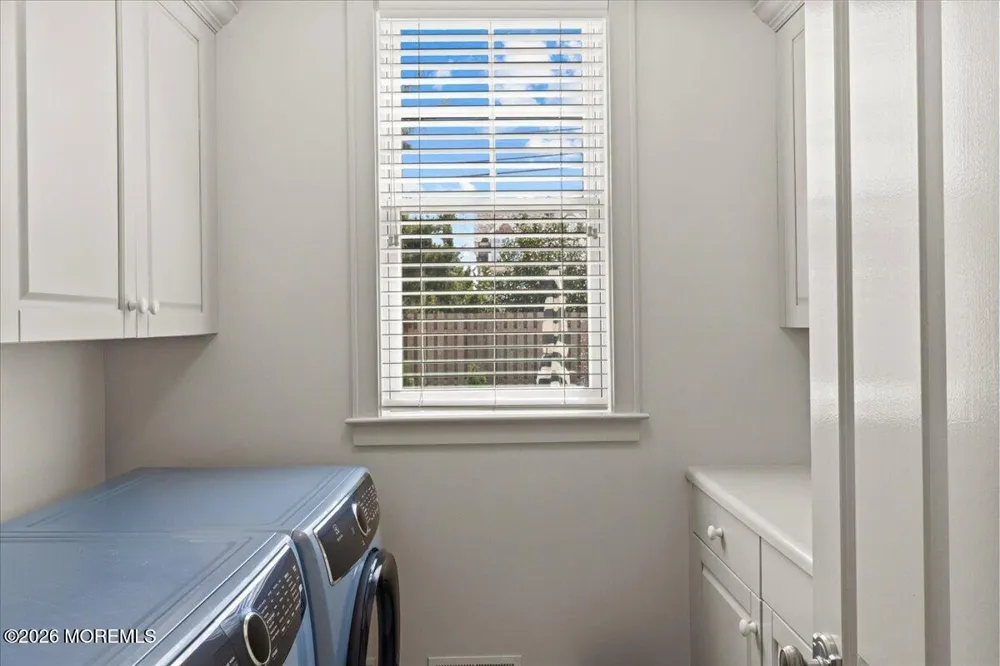 1043 Barnegat Lane Mantoloking, NJ 08738