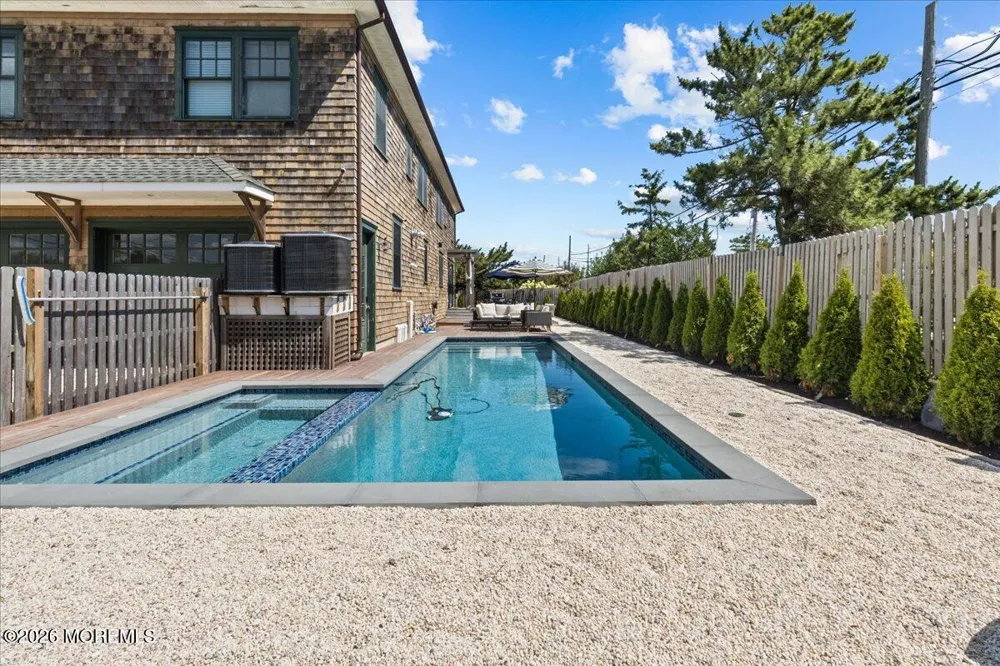 1043 Barnegat Lane Mantoloking, NJ 08738