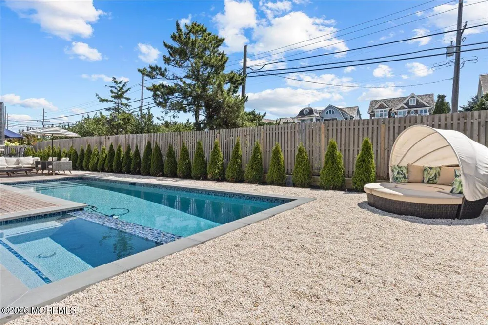 1043 Barnegat Lane Mantoloking, NJ 08738