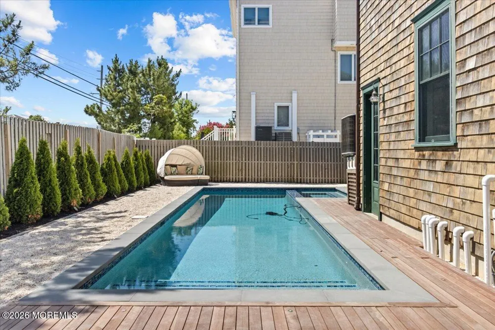1043 Barnegat Lane Mantoloking, NJ 08738