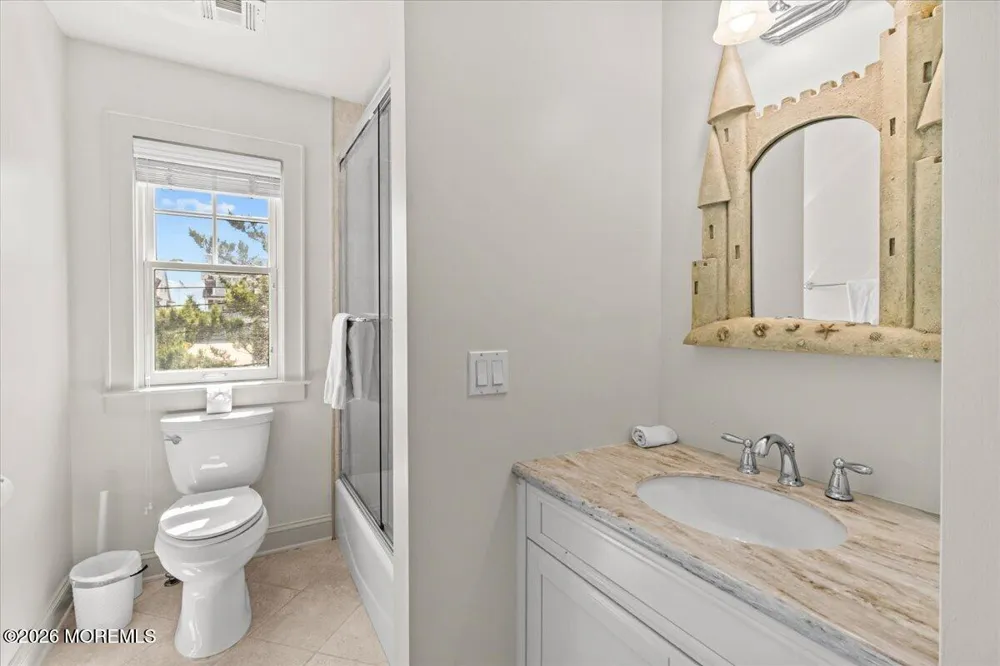 1043 Barnegat Lane Mantoloking, NJ 08738