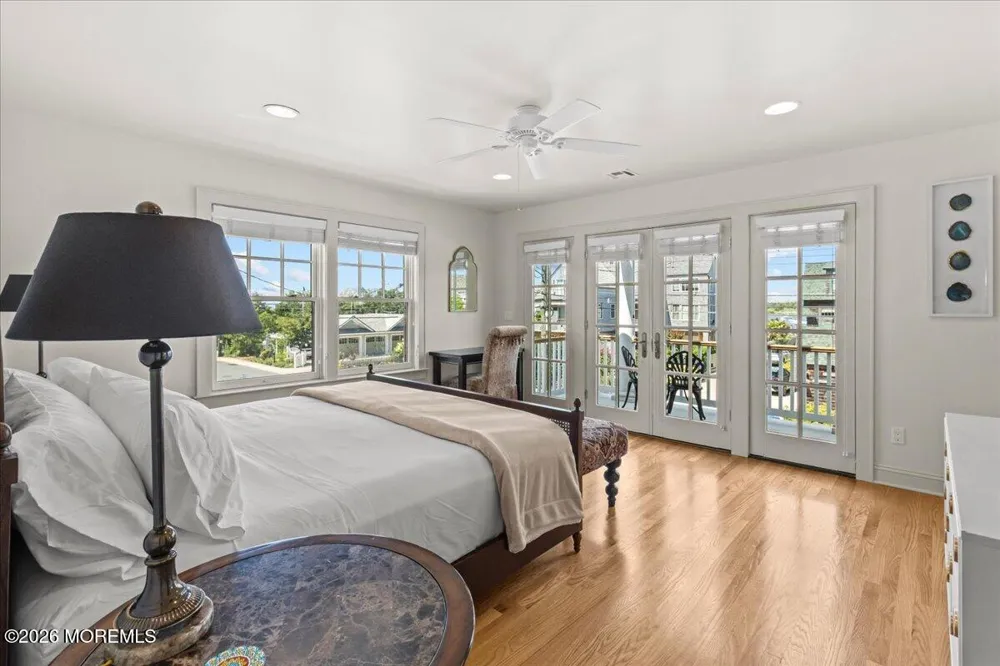 1043 Barnegat Lane Mantoloking, NJ 08738
