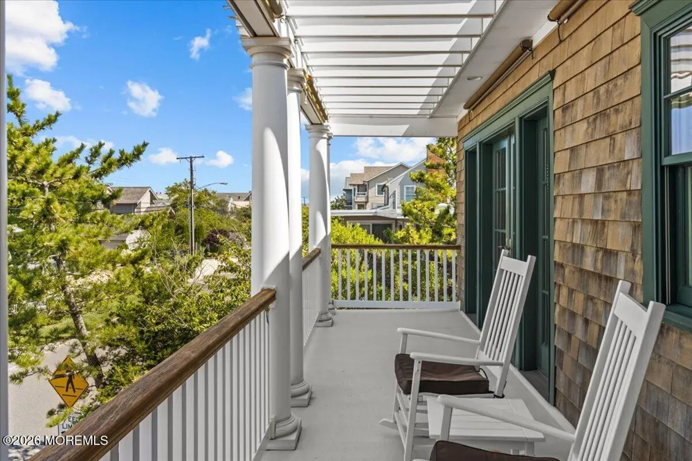 1043 Barnegat Lane Mantoloking, NJ 08738