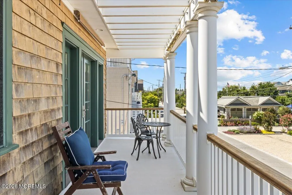 1043 Barnegat Lane Mantoloking, NJ 08738