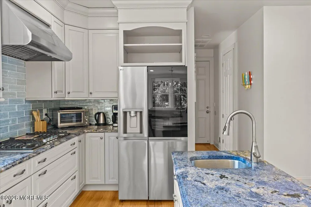 1043 Barnegat Lane Mantoloking, NJ 08738