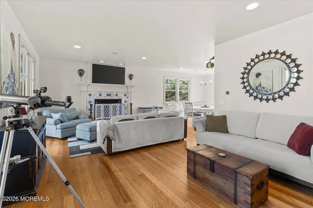 1043 Barnegat Lane Mantoloking, NJ 08738