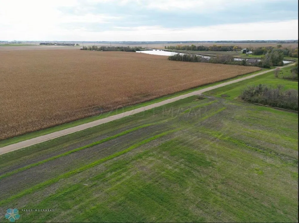 5386 52 AVENUE Fargo, ND 58102