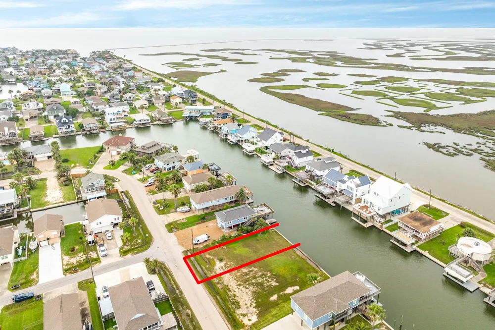4653 Jamaica Cove Road Jamaica Beach, TX 77554