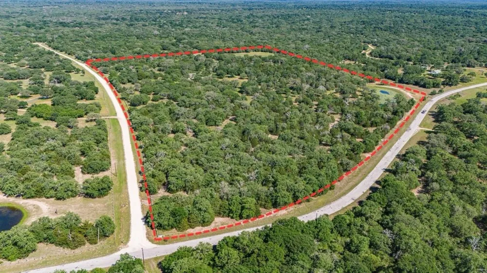 1019 Deerfield Court Weimar, TX 78962