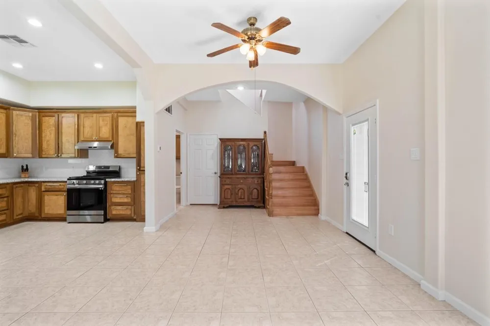 1019 Deerfield Court Weimar, TX 78962