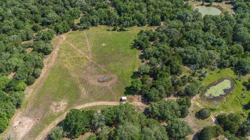 1019 Deerfield Court Weimar, TX 78962