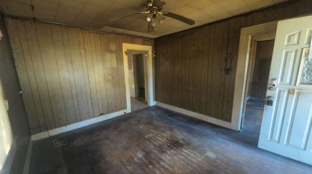 1111 Austin Street Jacksonville, TX 75766
